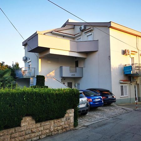 Artneo Apartmani Novalja Exterior photo
