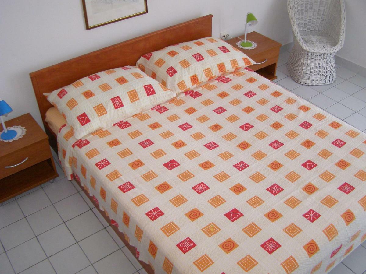 Artneo Apartmani Novalja Exterior photo